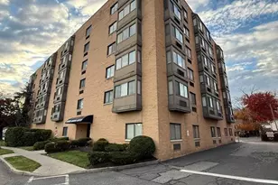 5 Linden Street 3D, Hackensack, NJ 07601 - Photo 1
