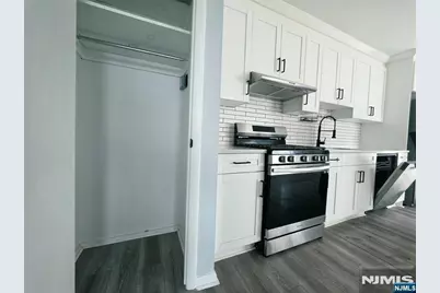 749 Broad Avenue A #A, Ridgefield, NJ 07657 - Photo 5