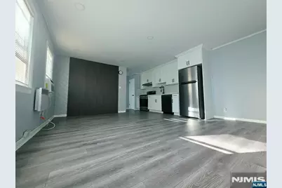 749 Broad Avenue A #A, Ridgefield, NJ 07657 - Photo 3