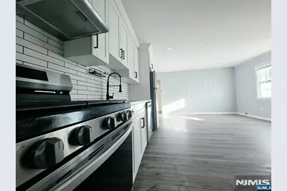 749 Broad Avenue A #A, Ridgefield, NJ 07657 - Photo 7