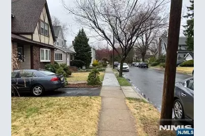 983 Grace Terrace, Teaneck Township, NJ 07666 - Photo 3