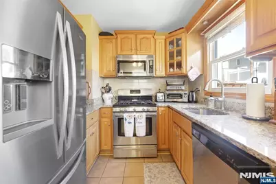 32 William Street, Kearny, NJ 07032 - Photo 9