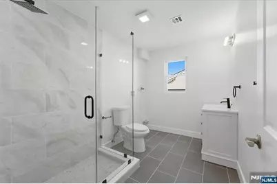 95 Rutherford Place, North Arlington, NJ 07031 - Photo 25