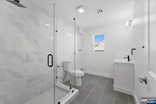 95 Rutherford Pl, North Arlington, NJ 07031 - Photo 25