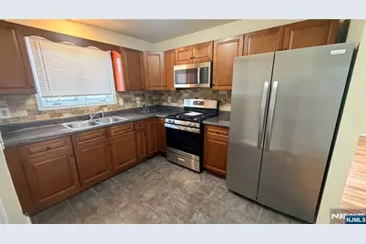 47 Cleveland Street 2nd Flr #2ND FLR, Belleville, NJ 07109 - Photo 13