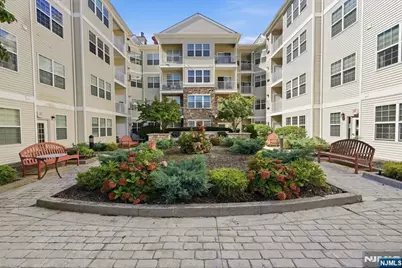 5108 Sanctuary Boulevard 5108 #5108, Riverdale, NJ 07457 - Photo 23