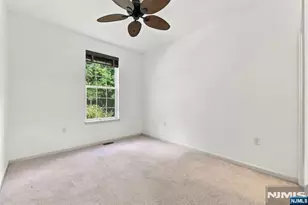 305 Waterview Ct, Hanover Township, NJ 07927 - Photo 15