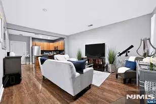 2408 Windsor Park Ct, Englewood, NJ 07631 - Photo 7