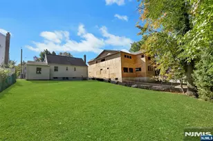 107 Dudley Dr, Bergenfield, NJ 07621 - Photo 25