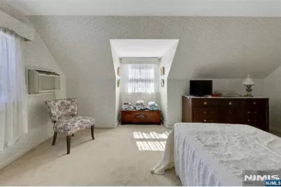 107 Dudley Drive, Bergenfield, NJ 07621 - Photo 19