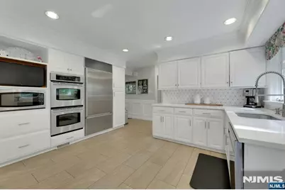 14 Longridge Road, Montvale, NJ 07645 - Photo 17