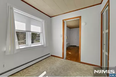 35 Grant Street, East Rutherford, NJ 07073 - Photo 11