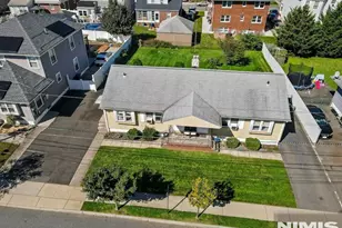 35 Grant St, East Rutherford, NJ 07073 - Photo 29