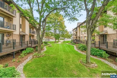 651 Riverside B15 #B15, Lyndhurst Township, NJ 07071 - Photo 39