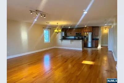 160 Miller Avenue 2 #2, Elmwood Park, NJ 07407 - Photo 3