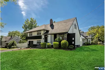 858 Barbara Drive, Teaneck Township, NJ 07666 - Photo 35