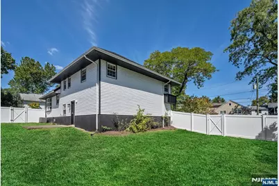858 Barbara Drive, Teaneck Township, NJ 07666 - Photo 31