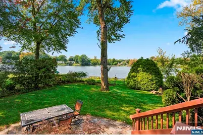 152 Sussex Road, Washington Township, NJ 07676 - Photo 27