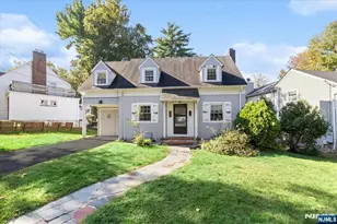 694 Northumberland Rd, Teaneck Township, NJ 07666 - Photo 1