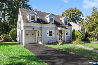 694 Northumberland Road, Teaneck Township, NJ 07666 - Photo 3