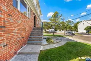 25 Sievers Ln, South Hackensack Township, NJ 07606 - Photo 3