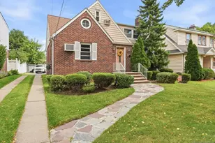 267 Lawrence Ave, Hasbrouck Heights, NJ 07604 - Photo 45