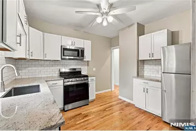 36 Bergen Avenue A #A, Ridgefield Park, NJ 07660 - Photo 7
