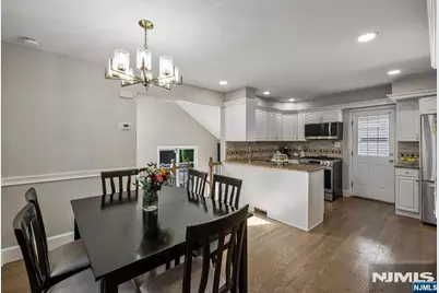 380 E Midland Avenue, Paramus, NJ 07652 - Photo 7