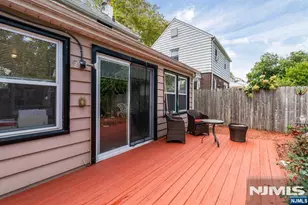 81 Grayson Pl, Teaneck Township, NJ 07666 - Photo 23