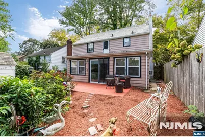 81 Grayson Place, Teaneck Township, NJ 07666 - Photo 25