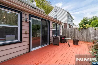 81 Grayson Place, Teaneck Township, NJ 07666 - Photo 23