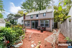 81 Grayson Pl, Teaneck Township, NJ 07666 - Photo 25