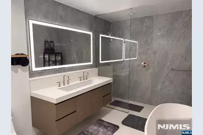320 Adolphus Avenue 1106 #1106, Cliffside Park, NJ 07010 - Photo 5