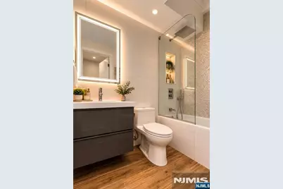 6515 Boulevard E 4 Q #4 Q, West New York, NJ 07093 - Photo 5
