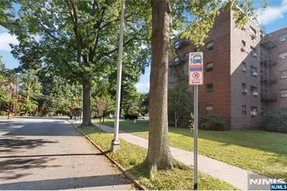 410 Fairview Avenue 4J #4J, Fort Lee, NJ 07024 - Photo 19