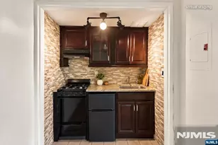 410 Fairview Ave 4J, Fort Lee, NJ 07024 - Photo 7