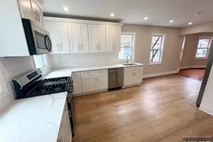 35 Claremont Ave 2, Montclair, NJ 07042 - Photo 3