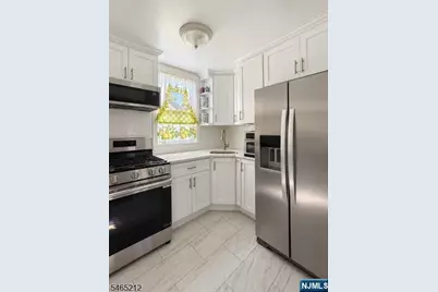 32 Ann Street 2 #2, Garfield, NJ 07026 - Photo 3