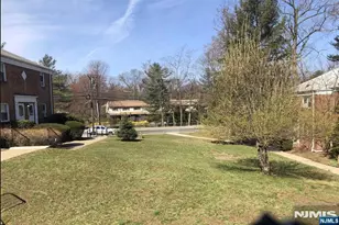 161 Knickerbocker Road D, Englewood, NJ 07632 - Photo 11