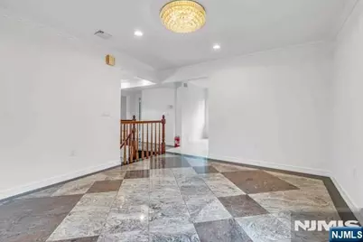 251 Bellemeade Avenue, Fort Lee, NJ 07024 - Photo 11