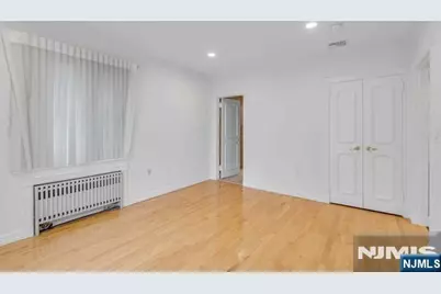251 Bellemeade Avenue, Fort Lee, NJ 07024 - Photo 47