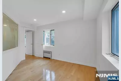 251 Bellemeade Avenue, Fort Lee, NJ 07024 - Photo 43