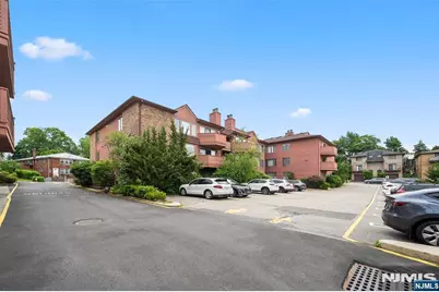 216A Washington Avenue, Fort Lee, NJ 07024 - Photo 17
