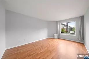 216 A Washington Ave, Fort Lee, NJ 07024 - Photo 9