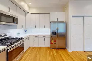 673 Bergen Ave 2D, Jersey City, NJ 07304 - Photo 13
