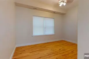 673 Bergen Ave 2D, Jersey City, NJ 07304 - Photo 25