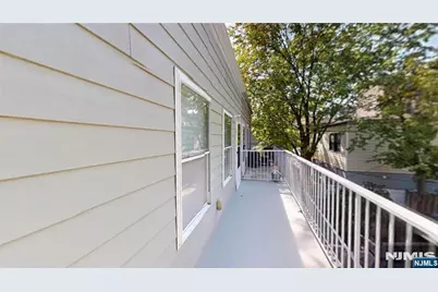 673 Bergen Avenue 2D #2D, Jersey City, NJ 07304 - Photo 35