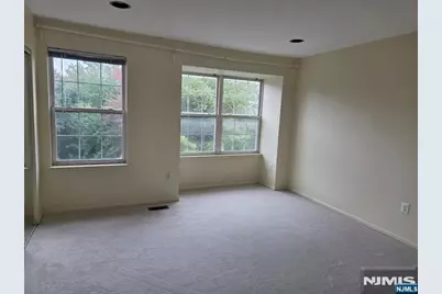 2324 Oliver Court, Mahwah, NJ 07430 - Photo 11