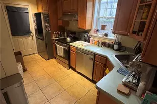 86 Copley Ave, Teaneck Township, NJ 07666 - Photo 3