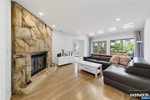 15 Hudson Terrace, Englewood Cliffs, NJ 07632 - Photo 17